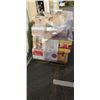 Image 1 : PALLET OF ESTATE GOODS