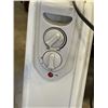 Image 4 : 2 OIL HEATERS