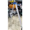 Image 2 : 5FT A FRAME LADDER