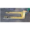 Image 2 : YALE PALLET JACK, IN WORKING CONDITION