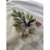 Image 2 : GREEN JADE GRAPES AND SEI PRECIOUS STONE LEAVES ORNAMENT, HAND CARVED