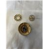 Image 2 : 3 VINTAGE BROOCHES