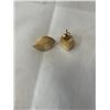 Image 3 : 2 PAIRS OF VINTAGE MAMMOTH IVORY EARRINGS AND PENDANT