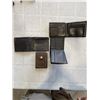 Image 2 : 3 GUESS LEATHER WALLETS, AND HANDMADE LEATHER WALLET