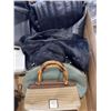 Image 3 : ASSORTED LOST PROPERTY PURSES AND HAND BAGS