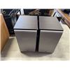 Image 2 : SONY AND JVC BOOKSHELF SPEAKER SETS