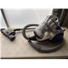 Image 1 : HOOVER MULTIFLOOR CANNISTER VACUUM
