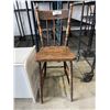 Image 2 : ANTIQUE CHAIR AND WHITE NIGHT STAND