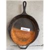 Image 2 : 2 CAST IRON PANS