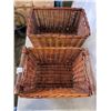 Image 2 : DECORATIVE BASKETS AND DECOR ITEMS