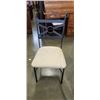 Image 3 : GLASS TOP METAL BASE DINING TABLE W/ 4 CHAIRS