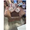 Image 1 : BROWN PILLOW BACK CHAIR WITH LEATHER ACCENTS