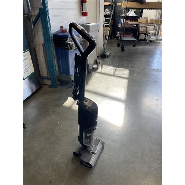 HOOVER STREAMLINE HARD FLOOR CLEANER - TESTED WORKING, RETAIL $359
