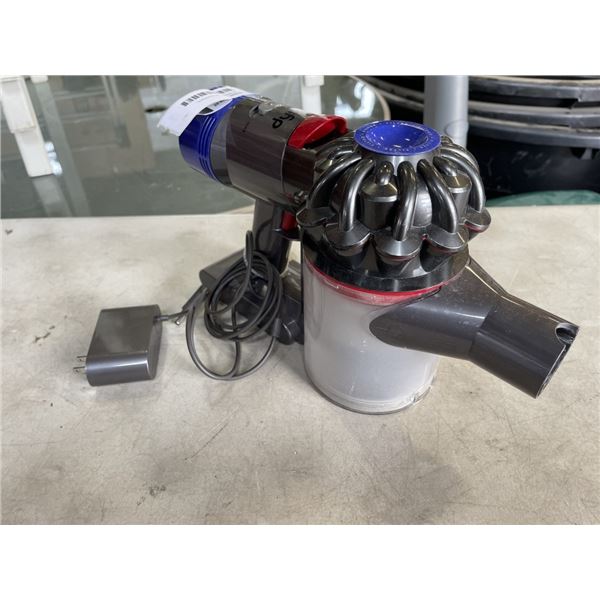 DYSON V8 ANIMAL W/ CHARGER - WORKING, NO HOSES OR ACCESSORIES
