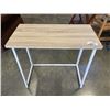 Image 1 : FOLDING HALL DESK