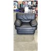 Image 1 : BLACK LEATHER LOUNGE CHAIR, GOOD CONDITION