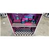Image 2 : 4FT DOLL HOUSE