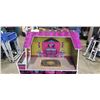 Image 3 : 4FT DOLL HOUSE