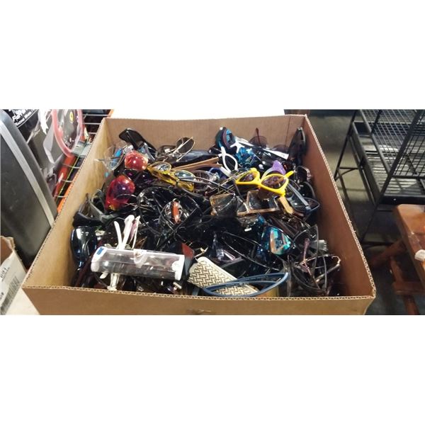 LARGE TRAY OF ASSORTED LOST PROPERTY SUNGLASSES