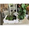 Image 1 : ASSORTED DECOR AND ARTIFICIAL PLA NTS