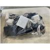 Image 2 : 2 BAGS OF ASSORTED CHARGERS, CORDS AND CABLES