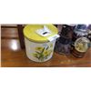 Image 2 : VINTAGE NESTING TIN SET, WOODEN DRUM, AND 2 SNOW GLOBES