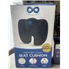Image 2 : MEMORY FOAM SEAT CUSHION AND CORDLESS NECK STRETCHER