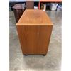Image 2 : MCM ROLLING CART