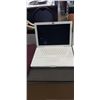 Image 3 : 3 APPLE LAPTOPS AND SOFT CASE, UNKNOWN CONDITION