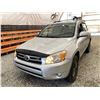 Image 3 : 2007 TOYOTA RAV4, SILVER, 190469 MILES, FOUR WHEEL DRIVE. - D019858