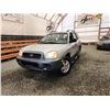 Image 1 : 2002 HYUNDAI SANTA FE, SILVER, 251745 KMS, FRONT WHEEL DRIVE. - D332333