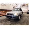 Image 2 : 2002 HYUNDAI SANTA FE, SILVER, 251745 KMS, FRONT WHEEL DRIVE. - D332333