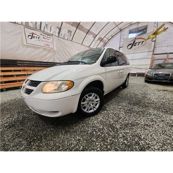 2006 DODGE CARAVAN, WHITE, 182284 KMS, FRONT WHEEL DRIVE. - D527002
