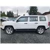 Image 24 : 2016 JEEP PATRIOT, WHITE, 191189 KMS, FRONT WHEEL DRIVE. - D690491