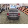 Image 19 : 2015 CHRYSLER 300 S, GREY, 224794 KMS, REAR WHEEL DRIVE. - J853143