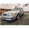 Image 2 : 2004 VOLVO C70, SILVER, 133486 KMS, FRONT WHEEL DRIVE. - B042495