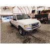 Image 8 : 2001 MAZDA B3000, WHITE, 442557 KMS, REAR WHEEL DRIVE. - DM02415
