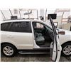 Image 36 : 2012 HYUNDAI SANTA FE, WHITE, 216257 KMS, FOUR WHEEL DRIVE. - D119314