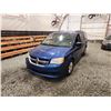 Image 3 : 2011 DODGE CARAVAN EXPRESS, BLUE, 227047 KMS, FRONT WHEEL DRIVE. - D715215