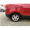 Image 27 : 2011 HYUNDAI TUCSON, RED, 293870 KMS, FOUR WHEEL DRIVE. - D277127