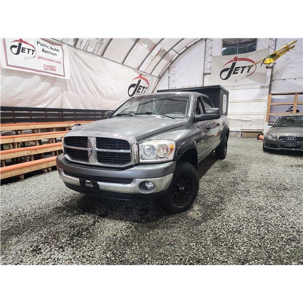2007 DODGE RAM 1500, GREY, 297876 KMS, 4X4. - P823585