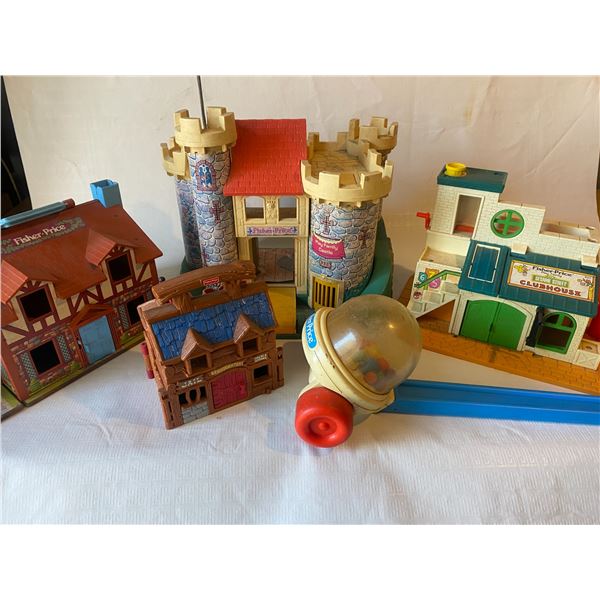 800 -- HOUSE OF FISHER PRICE