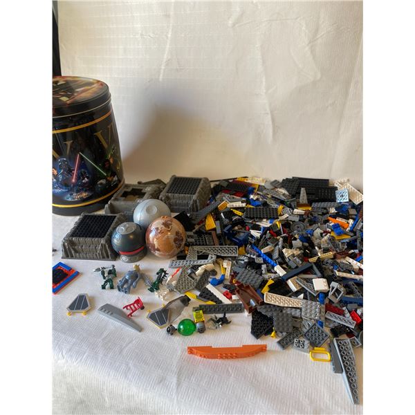 811 -- STAR WARS X LEGO + BUCKET