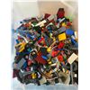 Image 8 : 817 -- LEGO MEGA LOT