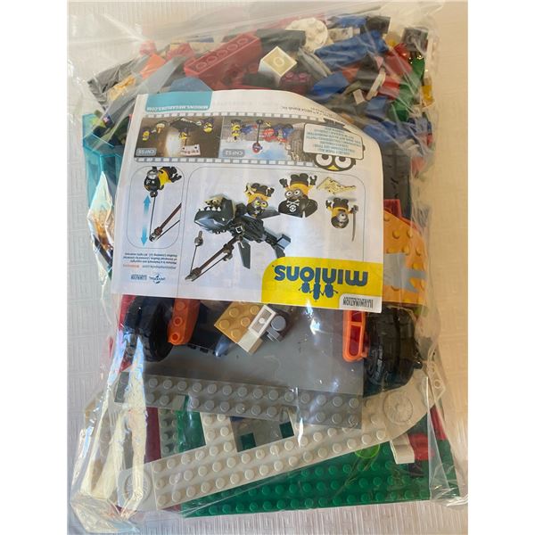 818 -- MIXED LEGO BAG # 1
