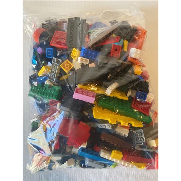 821 -- MIXED LEGO BAG # 4