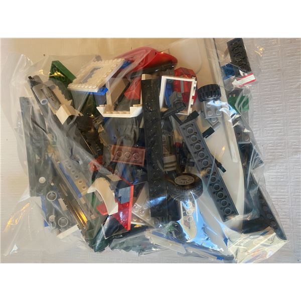 830 -- LEGO CITY BAG # 3