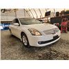 Image 8 : 2009 NISSAN ALTIMA, WHITE, 159057 KMS, FRONT WHEEL DRIVE. - D167823