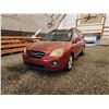 Image 2 : 2008 KIA RONDO, RED, 175528 KMS, FRONT WHEEL DRIVE. - D127981