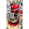 Image 2 : KITCHENAID PRO 600 6 QUART 5.7L ELECTRIC COUNTERTOP BOWL-LIFT STAND MIXER WITH BOWL & ATTACHMENTS